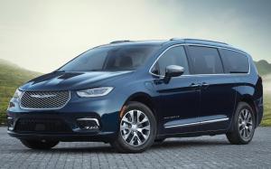 Chrysler Pacifica Hybrid Pinnacle 2020 года
